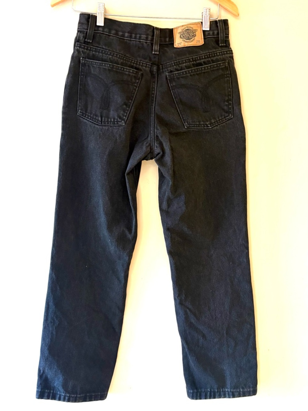 Classic GWG Vintage Black Relaxed Fit Jeans Men’s Sz 30, but fit smaller.